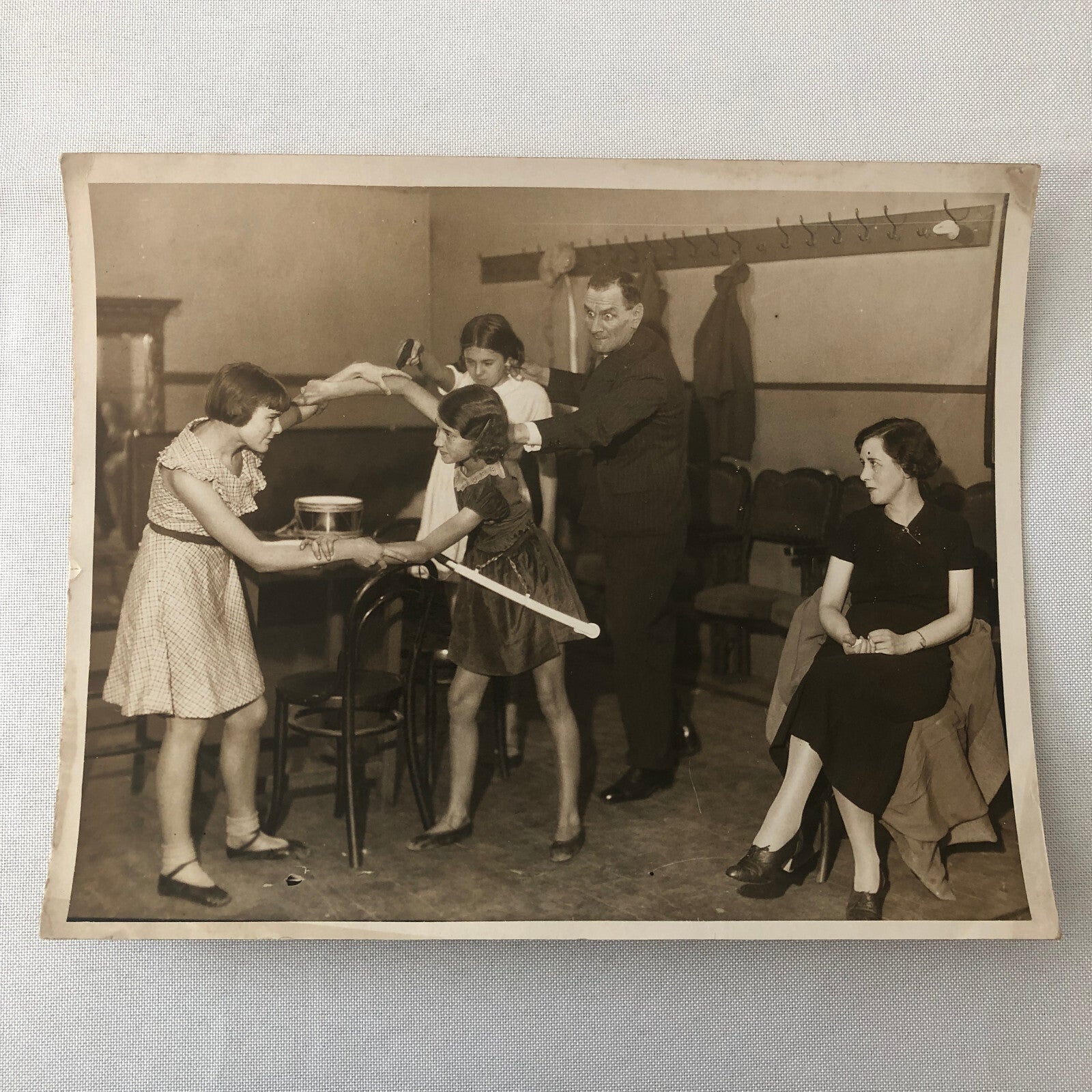 Vintage Press Photo Photograph 1934 Play Rehearsal The Fletcher Family London