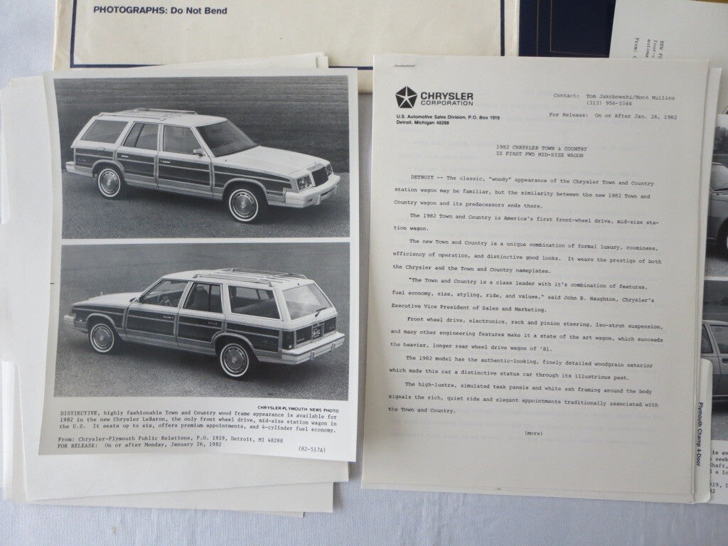 1982 Chrysler Plymouth Press Kit Convertible Town & Country Champ 