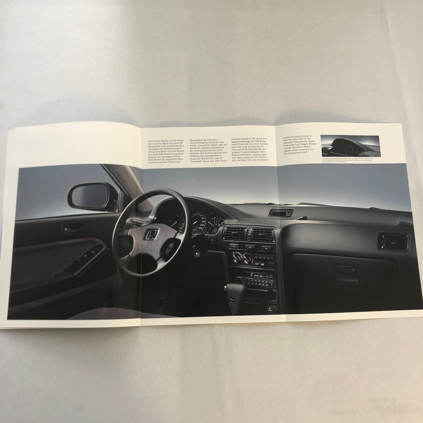 1991 Honda Accord Sedan Car Sales Brochure Catalog GERMAN TEXT European