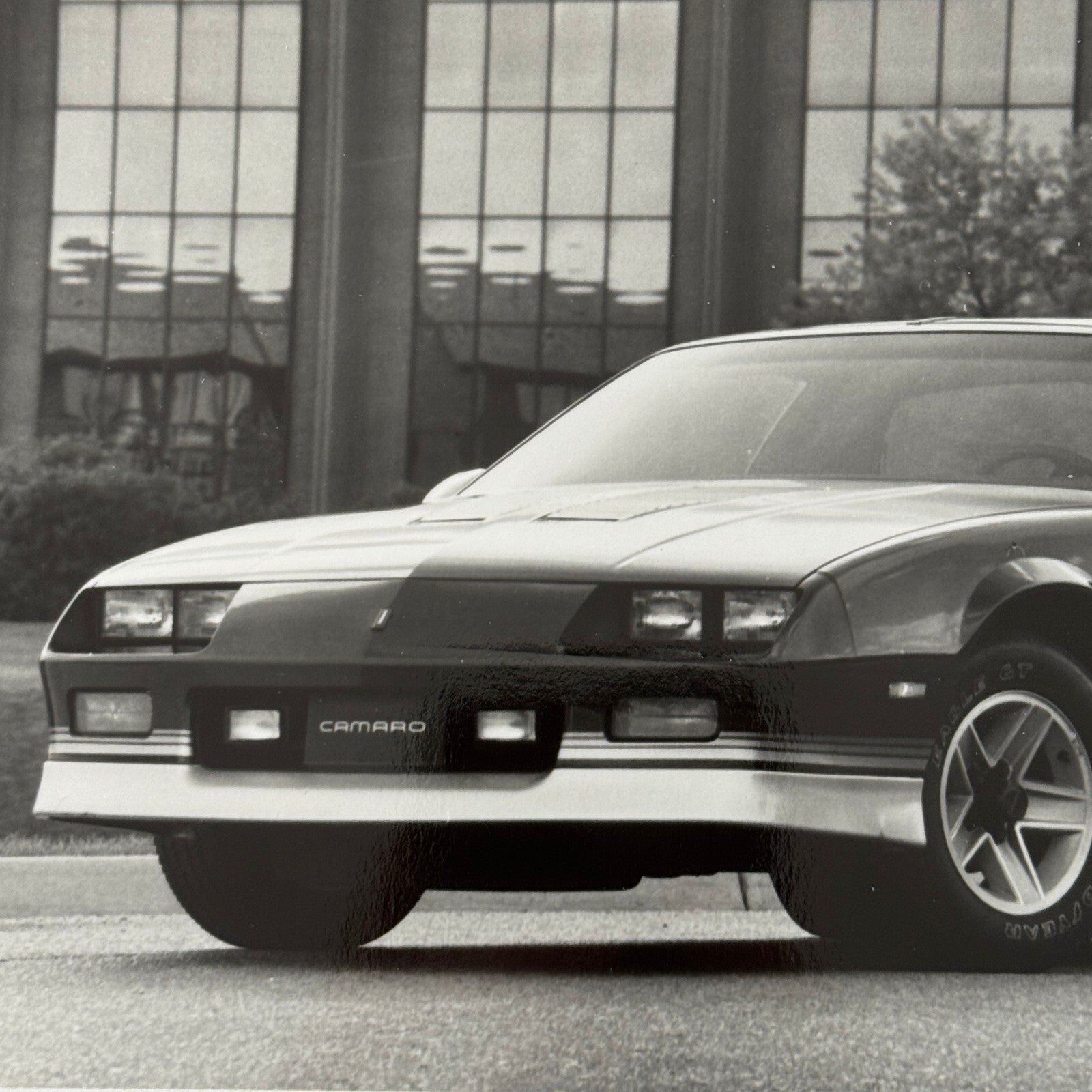 1986 Chevrolet Camaro Z28 Factory Press Publicity Photo Photograph Print Chevy