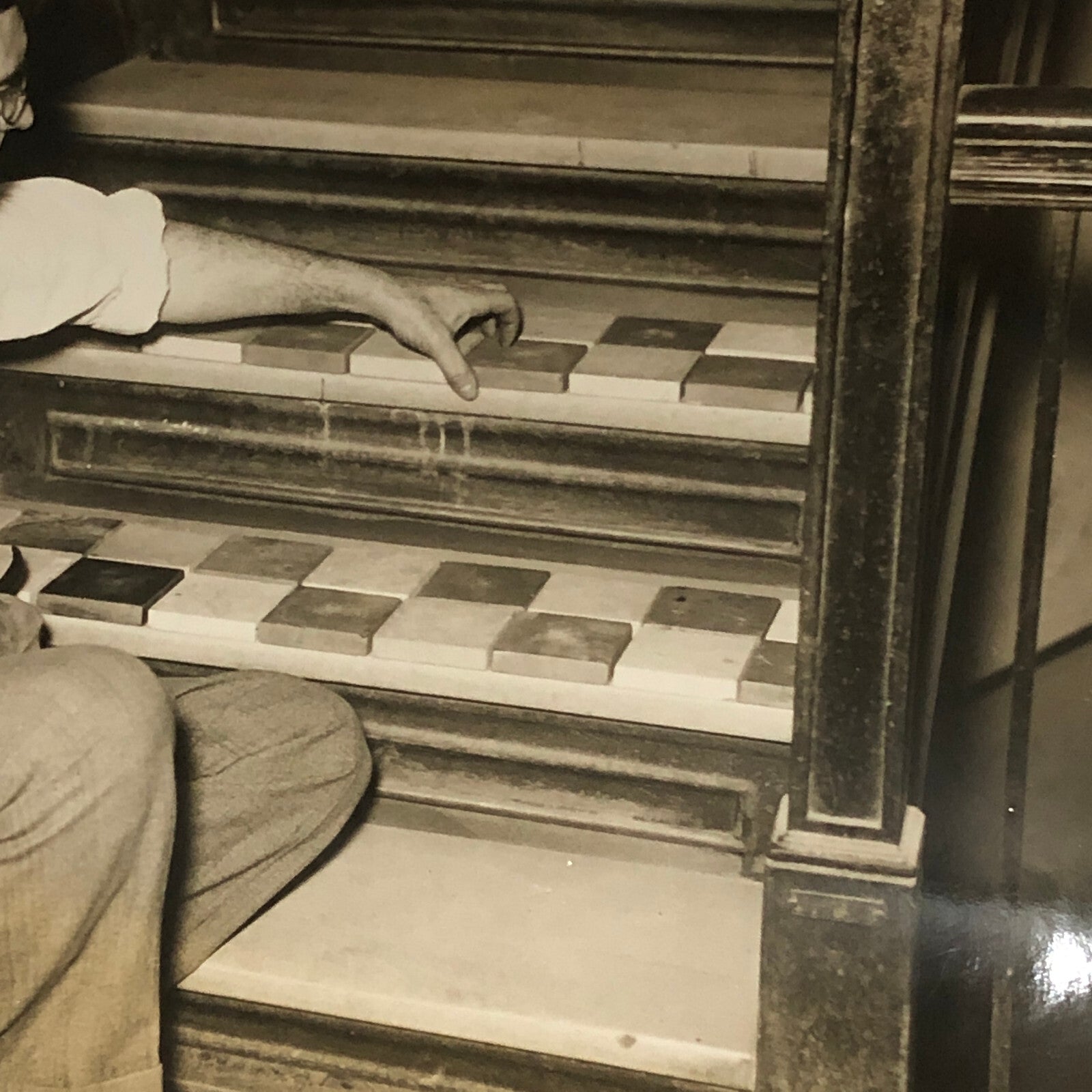 Press Photo Photograph Lot Man Making and Installing Tiles 1930s Underwood Photo