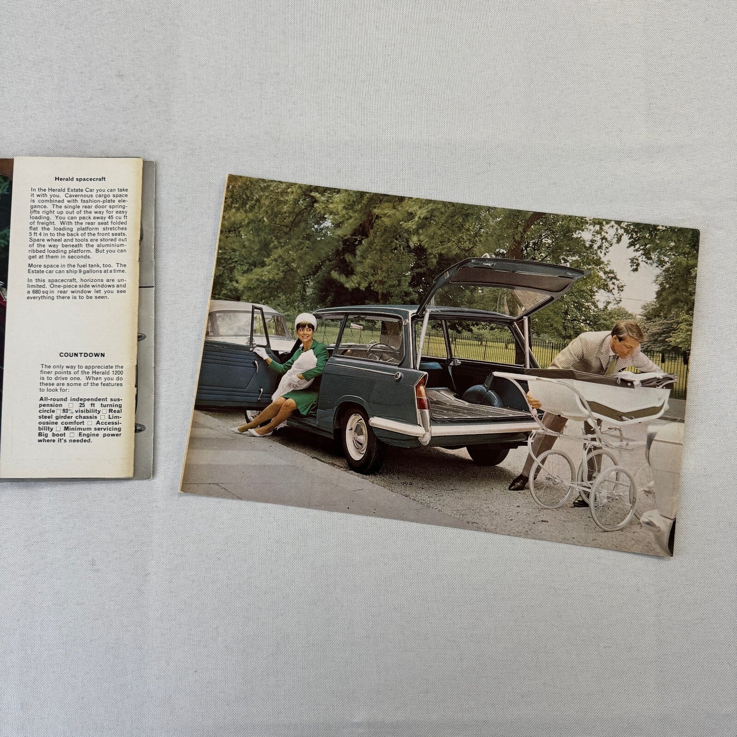 Triumph Herald 1200 Saloon Convertible Estate Wagon Car Sales Brochure Catalog