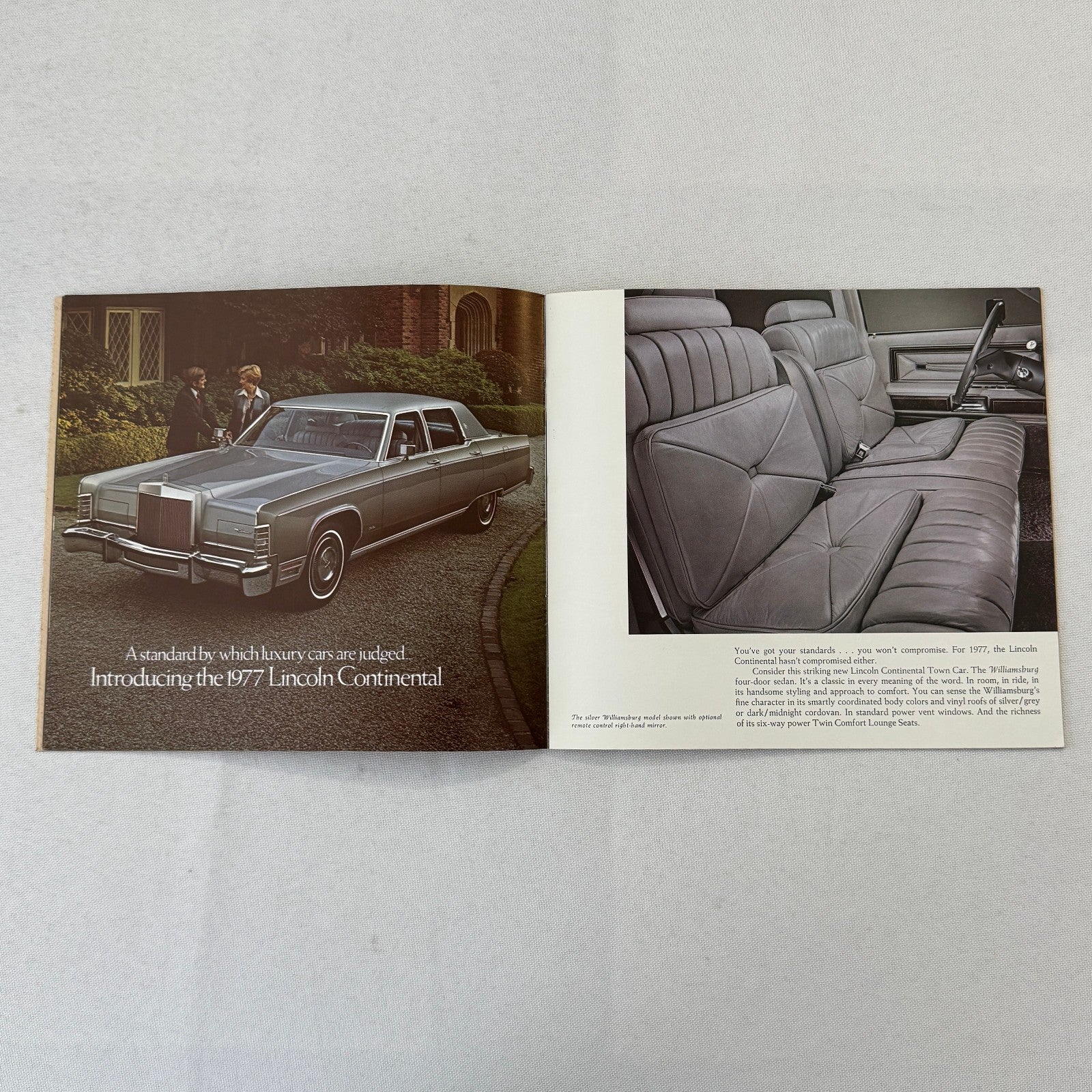 1977 Lincoln Car Sales Brochure Catalog Lincoln Continental Mark V