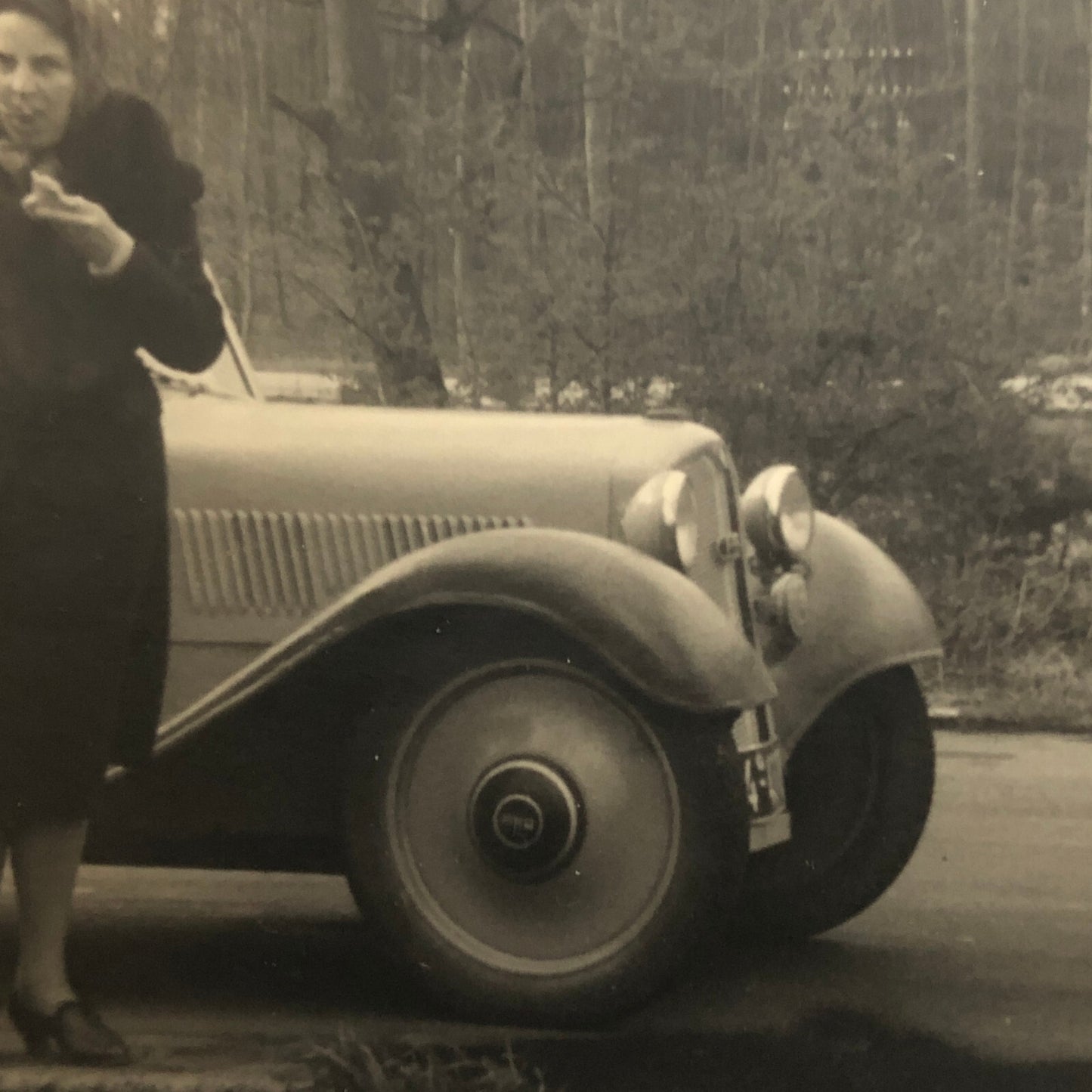 Vintage Photo Photograph Woman with Antique Car Automobile - Tag AL22SM2
