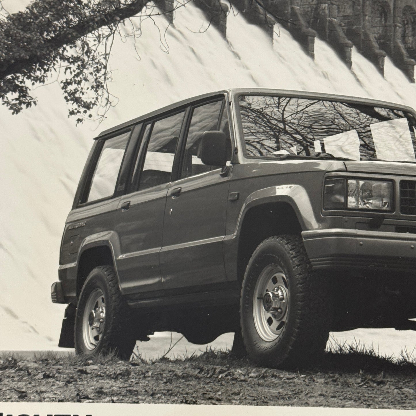 Isuzu Trooper Citation LWB Factory Press Photo Photograph Vintage 1989