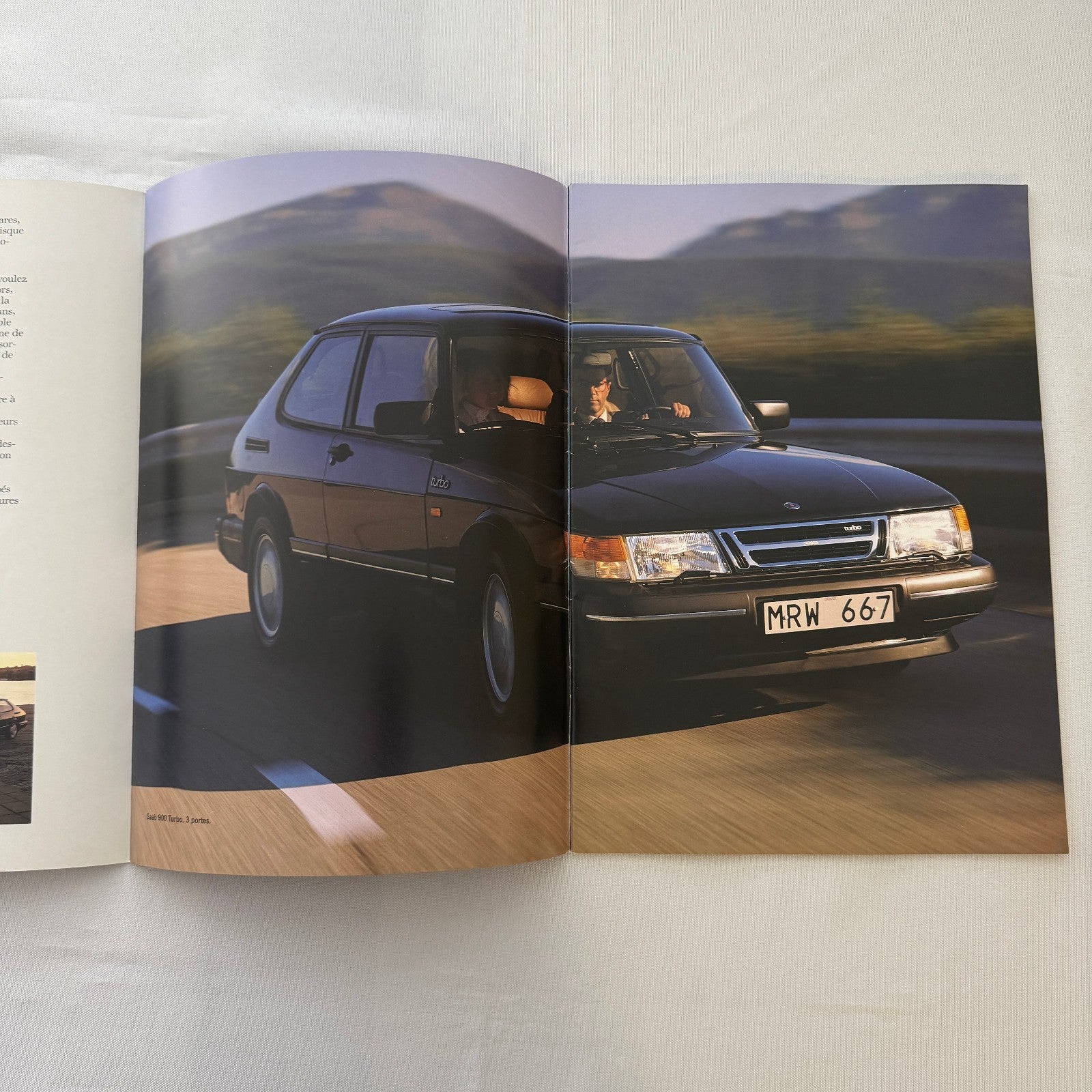 1988 Saab 900i 900 Turbo Car Sales Brochure Catalog Vintage FRENCH European