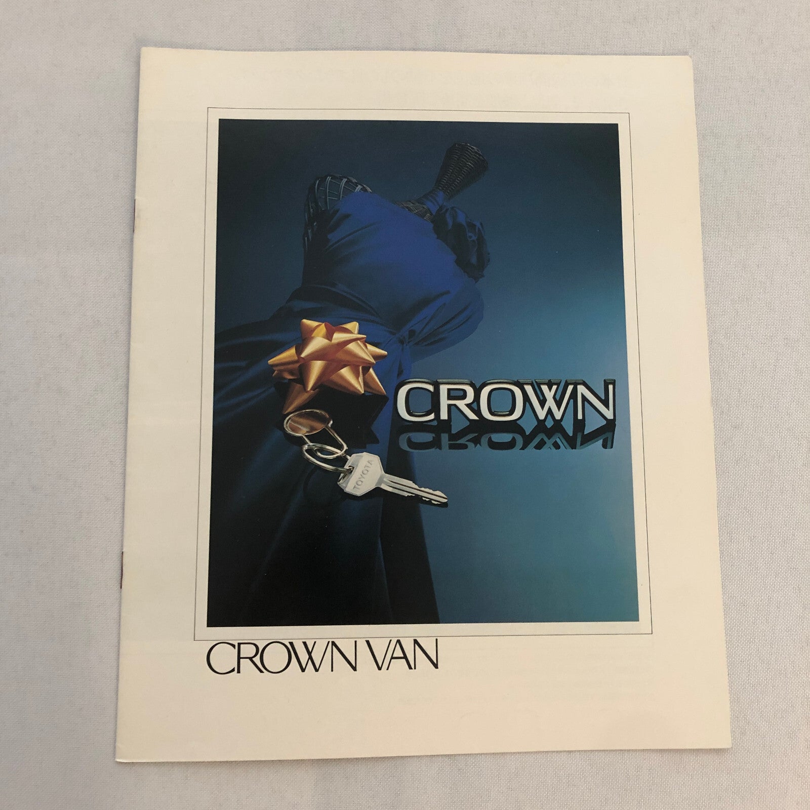 Toyota Crown Station Wagon Van Car Sales Brochure Catalog Japanese Text JDM