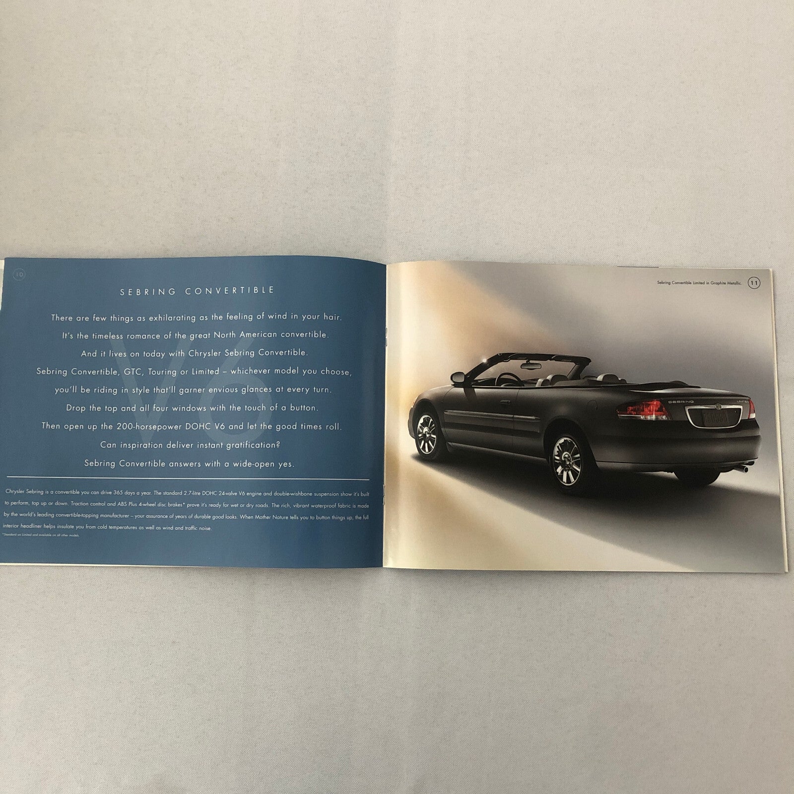 2005 Chrysler Sebring Convertible and Sedan Sales Brochure Catalog
