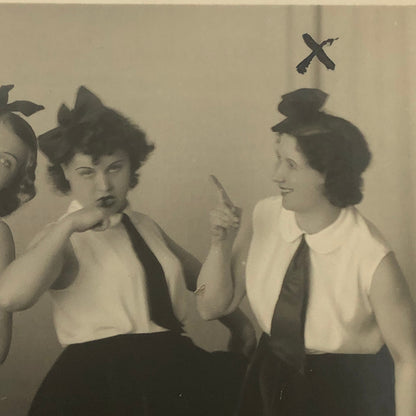 Circus Performers Dancers Comedy Photo Photograph Antony Girls