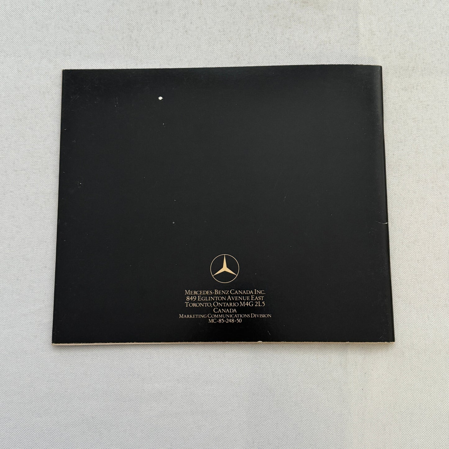 1986 Mercedes Benz Car Sales Brochure Catalog 560SL 560SEC 190D 190E 300D 300E +