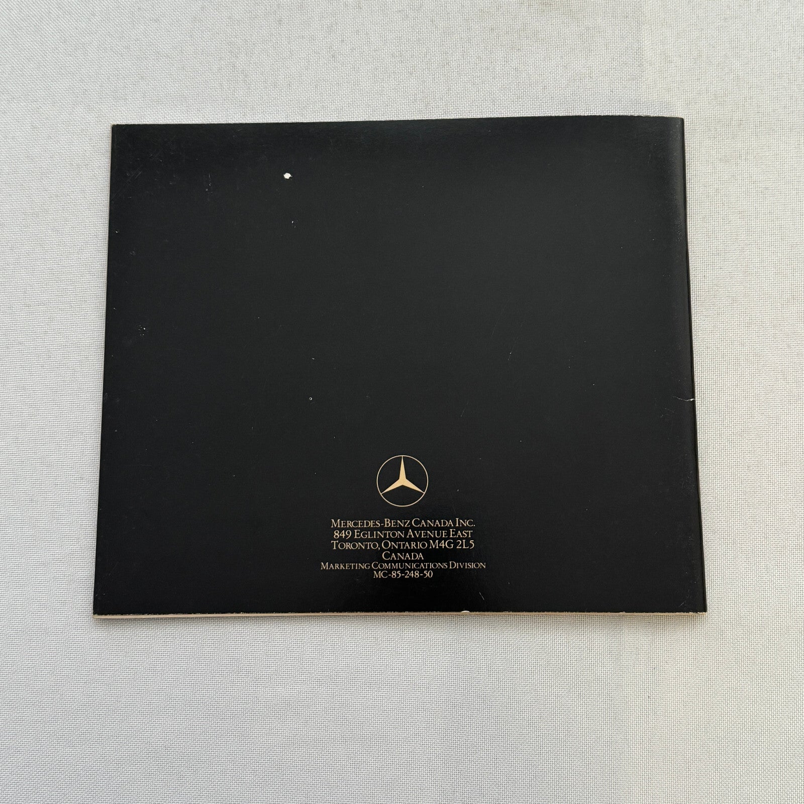 1986 Mercedes Benz Car Sales Brochure Catalog 560SL 560SEC 190D 190E 300D 300E +