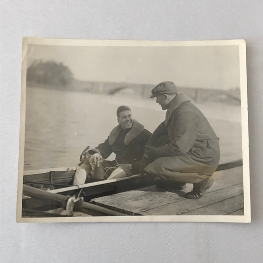 Press Photo Photograph Harvard Varsity Rowing Team Underwood and Underwood
